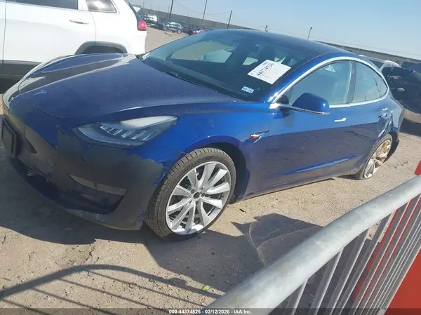 5YJ3E1EA1LF645865 2020 TESLA MODEL 3 - Image 2