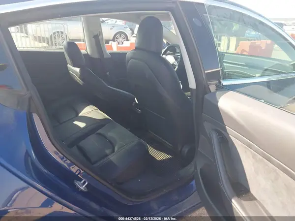 5YJ3E1EA1LF645865 2020 TESLA MODEL 3 - Image 8