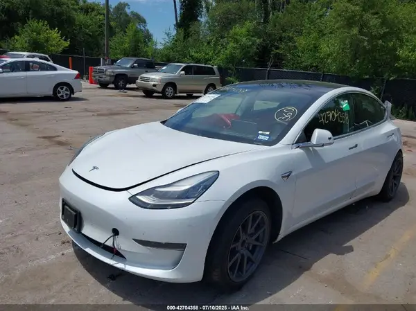 5YJ3E1EA1LF659264 2020 TESLA MODEL 3 - Image 2