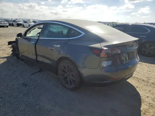 5YJ3E1EA1LF704915 2020 TESLA MODEL 3 - Image 2