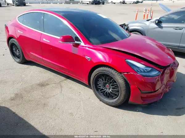5YJ3E1EA1LF717969 2020 TESLA MODEL 3 - Image 1