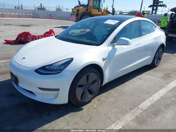 5YJ3E1EA1LF720886 2020 TESLA MODEL 3 - Image 2