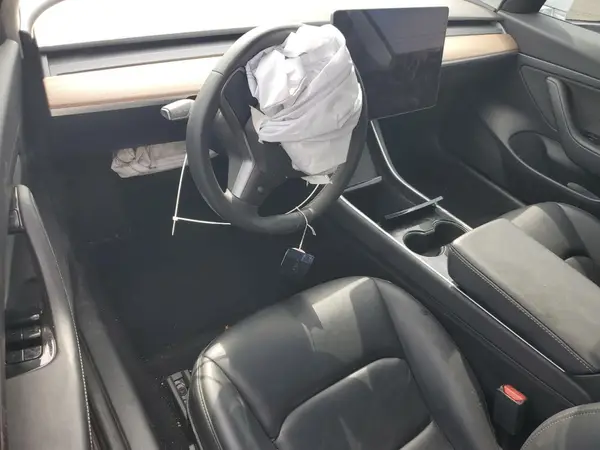 5YJ3E1EA1LF738028 2020 TESLA MODEL 3 - Image 8