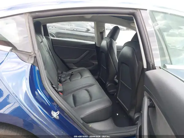 5YJ3E1EA1LF740748 2020 TESLA MODEL 3 - Image 8