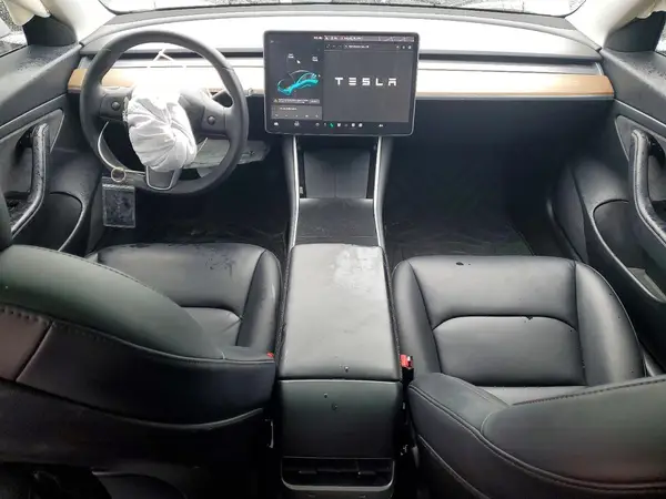 5YJ3E1EA1LF745061 2020 TESLA MODEL 3 - Image 8