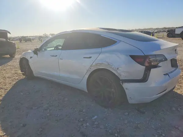 5YJ3E1EA1LF747151 2020 TESLA MODEL 3 - Image 2