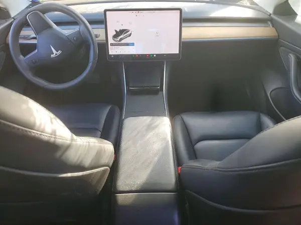 5YJ3E1EA1LF747151 2020 TESLA MODEL 3 - Image 8