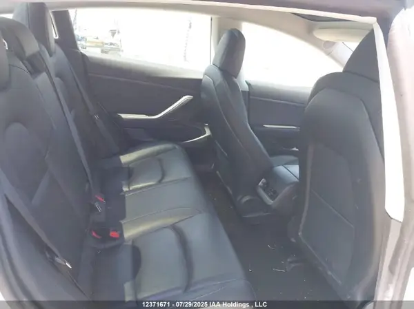 5YJ3E1EA1LF780070 2020 TESLA MODEL 3 - Image 8