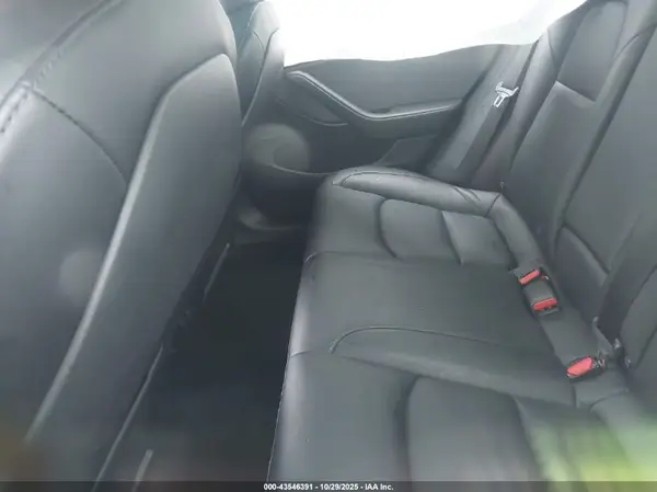 5YJ3E1EA1LF784264 2020 TESLA MODEL 3 - Image 8