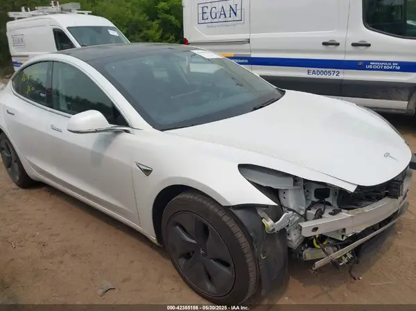 5YJ3E1EA1LF792736 2020 TESLA MODEL 3 - Image 1