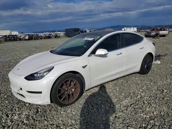 5YJ3E1EA1LF799427 2020 TESLA MODEL 3 - Image 1