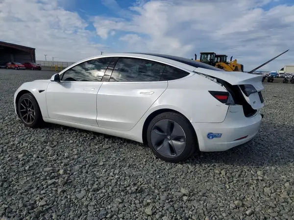 5YJ3E1EA1LF799427 2020 TESLA MODEL 3 - Image 2