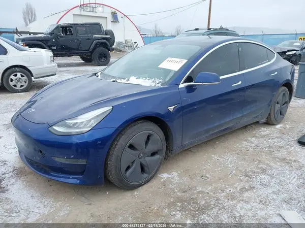 5YJ3E1EA1LF802519 2020 TESLA MODEL 3 - Image 2