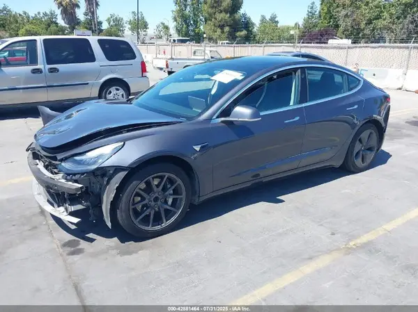 5YJ3E1EA1LF803640 2020 TESLA MODEL 3 - Image 2
