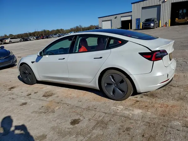 5YJ3E1EA1LF804979 2020 TESLA MODEL 3 - Image 2