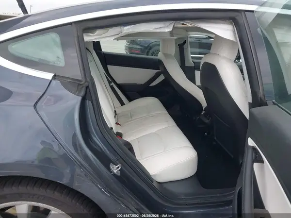 5YJ3E1EA1LF806764 2020 TESLA MODEL 3 - Image 8