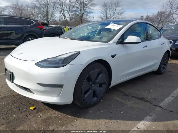 5YJ3E1EA1MF016639 2021 TESLA MODEL 3 - Image 2