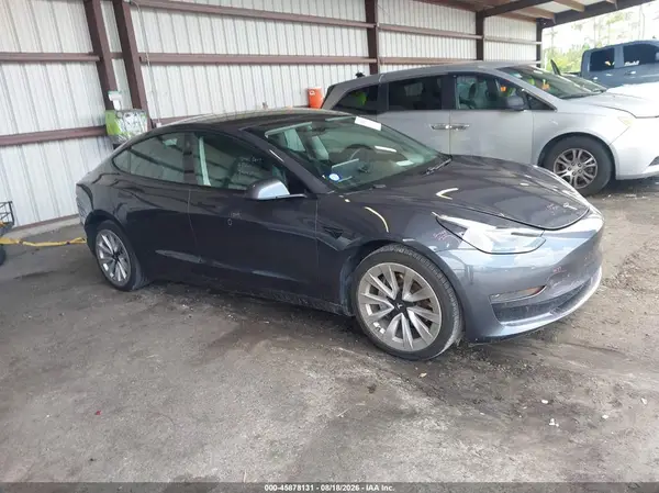 5YJ3E1EA1MF020657 2021 TESLA MODEL 3 - Image 1