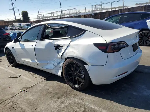 5YJ3E1EA1MF022666 2021 TESLA MODEL 3 - Image 2