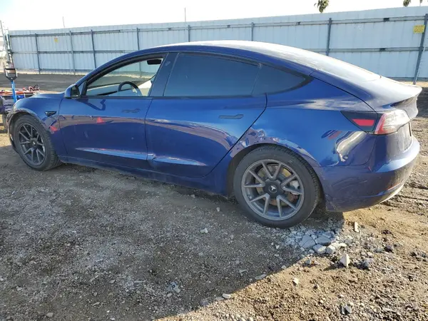 5YJ3E1EA1MF023106 2021 TESLA MODEL 3 - Image 2