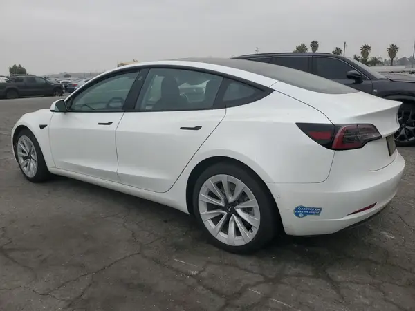 5YJ3E1EA1MF028709 2021 TESLA MODEL 3 - Image 2