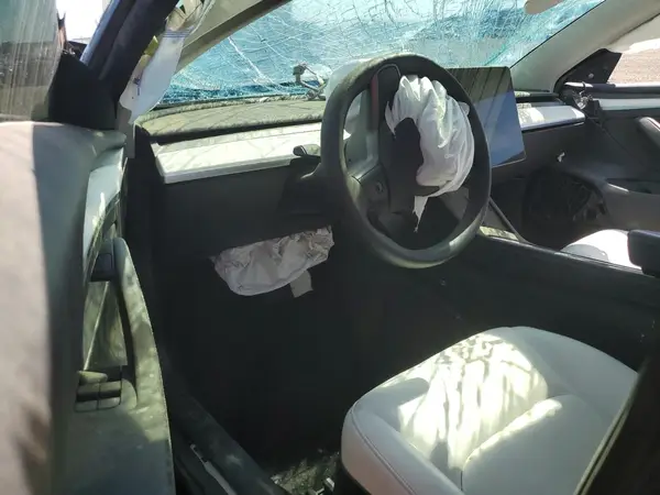 5YJ3E1EA1MF031965 2021 TESLA MODEL 3 - Image 8