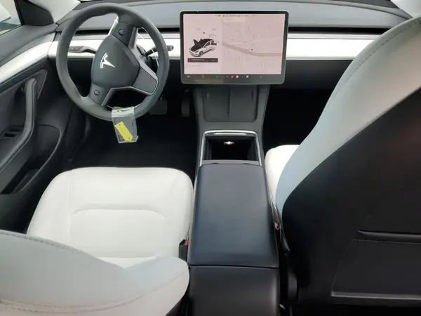 5YJ3E1EA1MF032405 2021 TESLA MODEL 3 - Image 8
