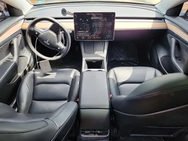5YJ3E1EA1MF045915 2021 TESLA MODEL 3 - Image 8