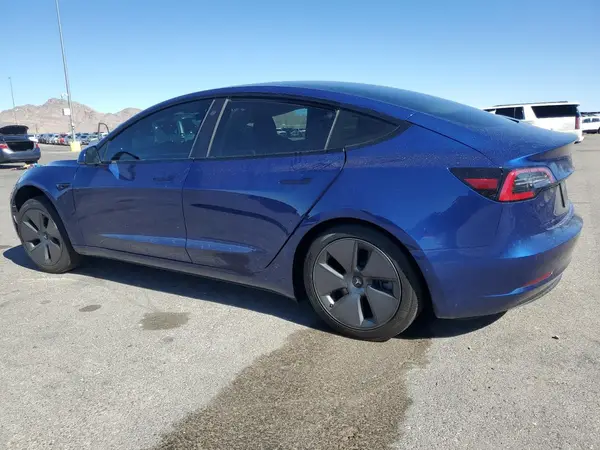5YJ3E1EA1MF048667 2021 TESLA MODEL 3 - Image 2