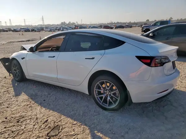5YJ3E1EA1MF051648 2021 TESLA MODEL 3 - Image 2