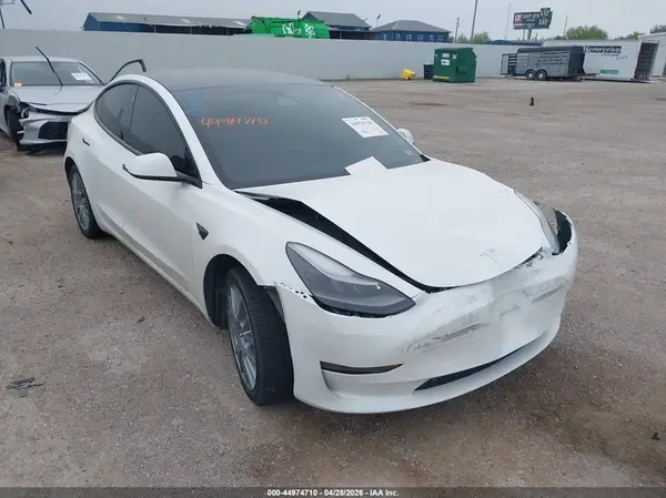 5YJ3E1EA1MF053125 2021 TESLA MODEL 3 - Image 1