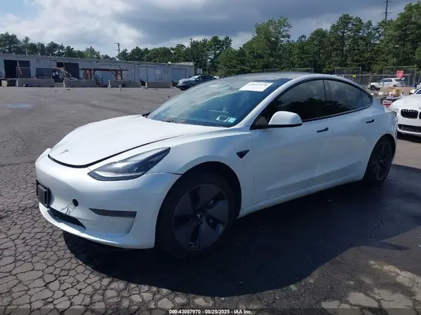 5YJ3E1EA1MF053660 2021 TESLA MODEL 3 - Image 2