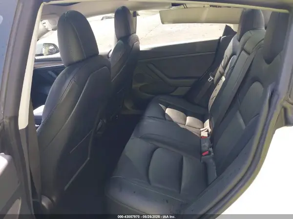5YJ3E1EA1MF053660 2021 TESLA MODEL 3 - Image 8