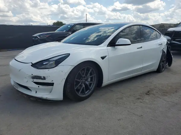 5YJ3E1EA1MF064335 2021 TESLA MODEL 3 - Image 1