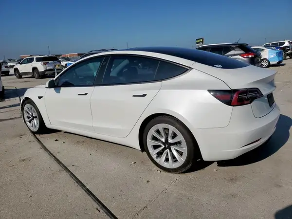 5YJ3E1EA1MF064528 2021 TESLA MODEL 3 - Image 2