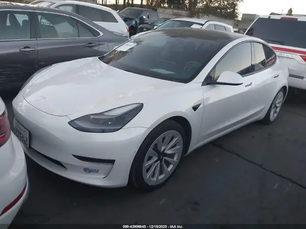 5YJ3E1EA1MF065954 2021 TESLA MODEL 3 - Image 2