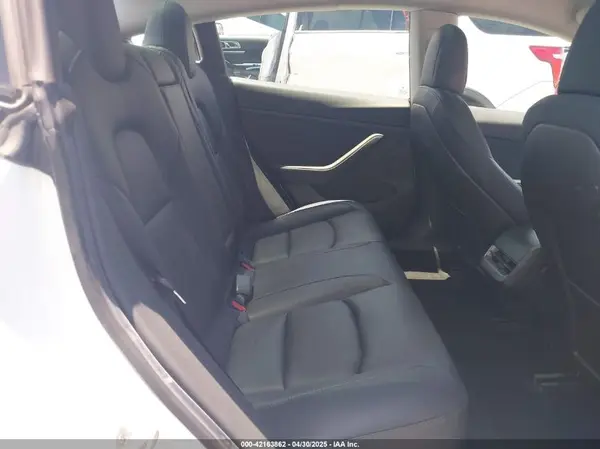 5YJ3E1EA1MF067610 2021 TESLA MODEL 3 - Image 8