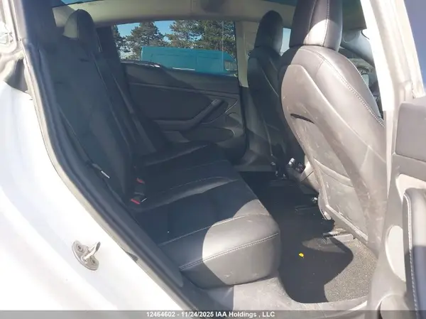 5YJ3E1EA1MF082625 2021 TESLA MODEL 3 - Image 8