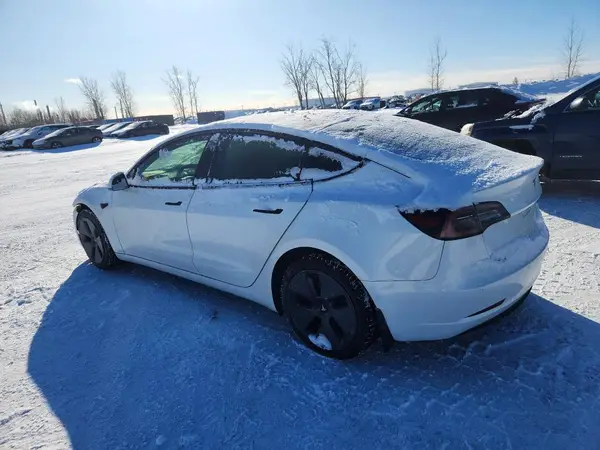 5YJ3E1EA1MF082737 2021 TESLA MODEL 3 - Image 2