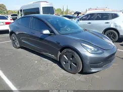 5YJ3E1EA1MF083547 2021 TESLA MODEL 3