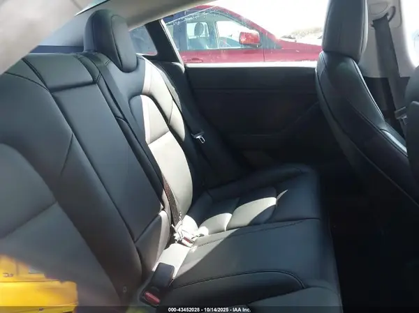 5YJ3E1EA1MF093382 2021 TESLA MODEL 3 - Image 8