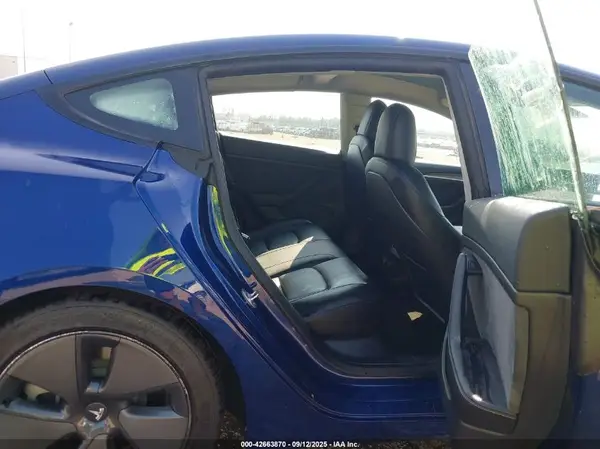5YJ3E1EA1MF096332 2021 TESLA MODEL 3 - Image 8