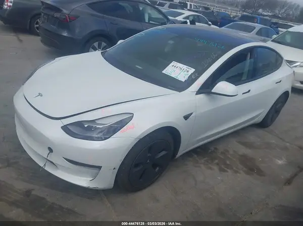 5YJ3E1EA1MF100346 2021 TESLA MODEL 3 - Image 2
