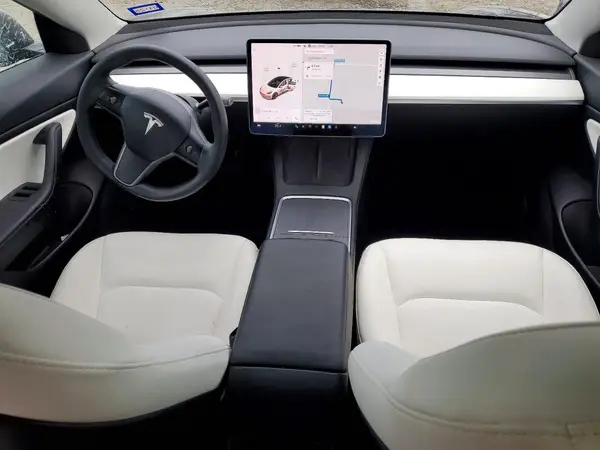 5YJ3E1EA1MF850734 2021 TESLA MODEL 3 - Image 8