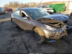 5YJ3E1EA1MF850961 2021 TESLA MODEL 3