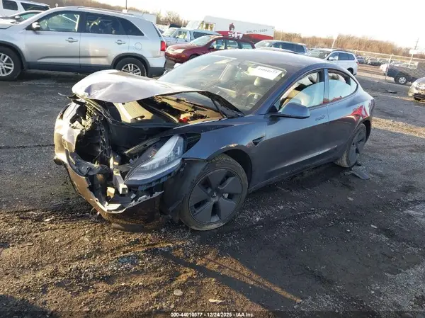 5YJ3E1EA1MF850961 2021 TESLA MODEL 3 - Image 2