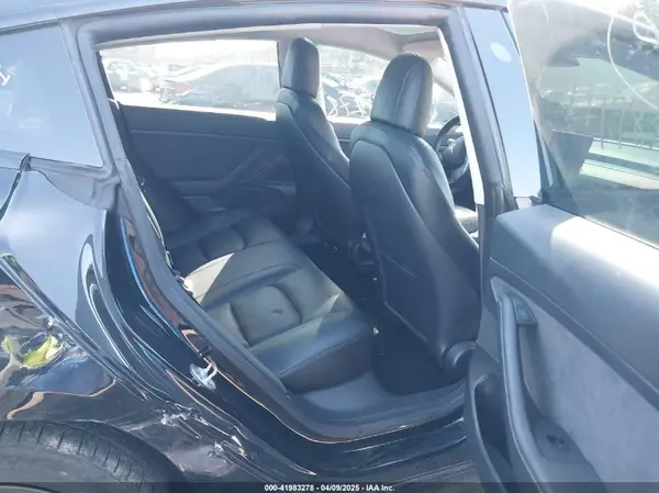 5YJ3E1EA1MF851155 2021 TESLA MODEL 3 - Image 8