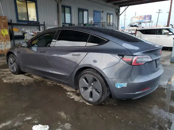 5YJ3E1EA1MF870871 2021 TESLA MODEL 3 - Image 2