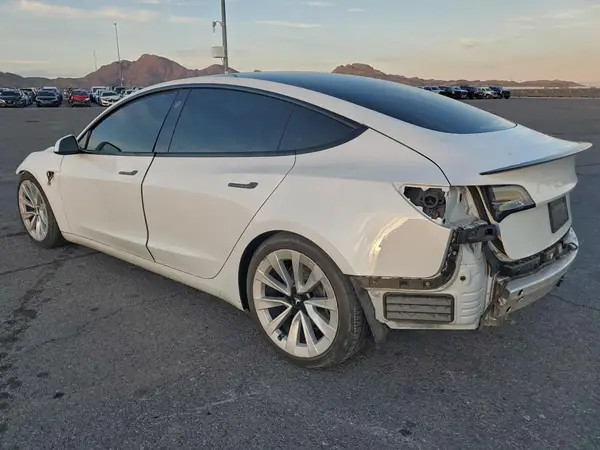 5YJ3E1EA1MF874788 2021 TESLA MODEL 3 - Image 2