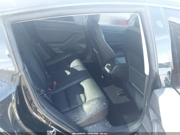 5YJ3E1EA1MF876475 2021 TESLA MODEL 3 - Image 8